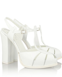 Белые кожаные босоножки на каблуке от Fendi