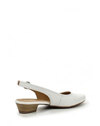 Белые кожаные босоножки на каблуке от Tamaris