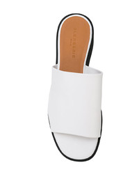 Белые кожаные босоножки на танкетке от Clergerie