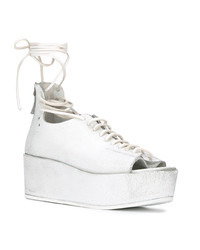 Белые кожаные босоножки на танкетке от Marsèll