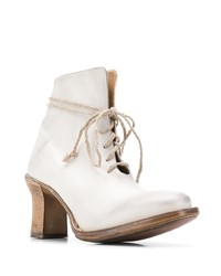 Белые кожаные ботильоны на шнуровке от Cherevichkiotvichki
