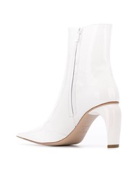 Белые кожаные ботильоны от Misbhv