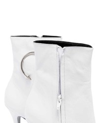 Белые кожаные ботильоны от Dorateymur