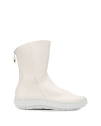 Белые кожаные ботильоны от Trippen