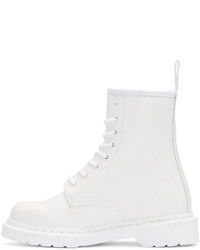 Белые кожаные ботильоны от Dr. Martens