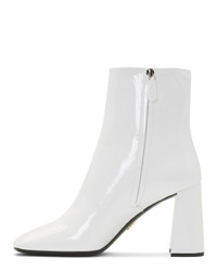 Белые кожаные ботильоны от Prada
