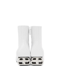 Белые кожаные ботильоны от Balenciaga