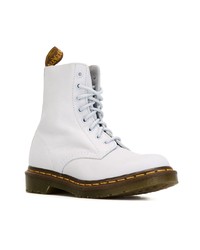 Женские белые кожаные ботинки на шнуровке от Dr. Martens