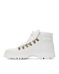 Женские белые кожаные ботинки на шнуровке от Prada