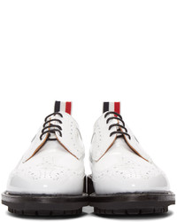 Женские белые кожаные броги от Thom Browne