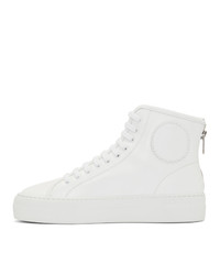 Женские белые кожаные высокие кеды от Woman by Common Projects