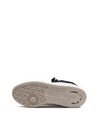 Мужские белые кожаные высокие кеды от adidas