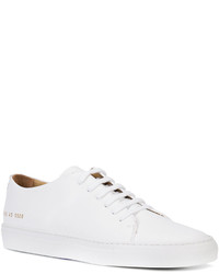 Мужские белые кожаные кеды от Common Projects