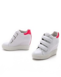 Белые кожаные кроссовки на танкетке от Ash
