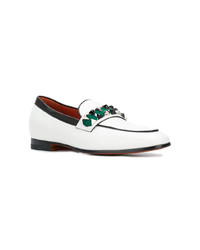 Женские белые кожаные лоферы с украшением от Santoni