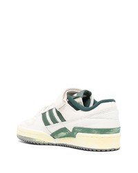 Мужские белые кожаные низкие кеды с принтом от adidas