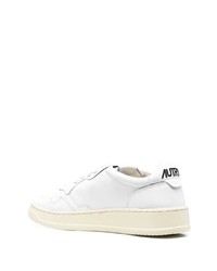 Мужские белые кожаные низкие кеды с принтом от AUTRY