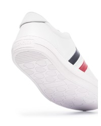 Мужские белые кожаные низкие кеды с принтом от Moncler