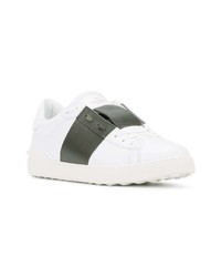 Мужские белые кожаные низкие кеды с шипами от Valentino