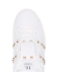 Мужские белые кожаные низкие кеды с шипами от Valentino