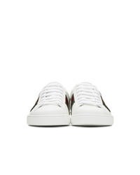 Мужские белые кожаные низкие кеды со змеиным рисунком от Gucci