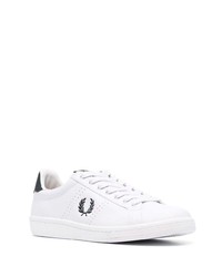 Мужские белые кожаные низкие кеды от Fred Perry
