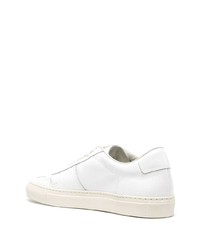 Мужские белые кожаные низкие кеды от Common Projects