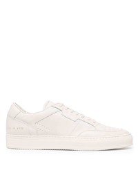 Мужские белые кожаные низкие кеды от Common Projects