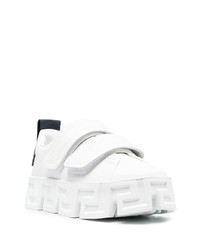 Мужские белые кожаные низкие кеды от Versace