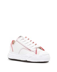 Мужские белые кожаные низкие кеды от Maison Mihara Yasuhiro