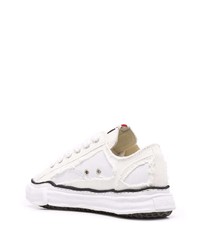 Мужские белые кожаные низкие кеды от Maison Mihara Yasuhiro