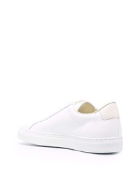 Мужские белые кожаные низкие кеды от Common Projects