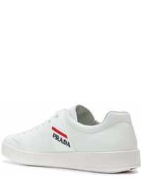 Мужские белые кожаные низкие кеды от Prada
