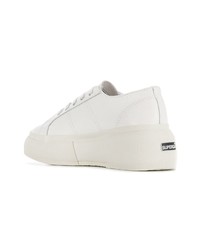 Женские белые кожаные низкие кеды от Superga