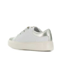 Женские белые кожаные низкие кеды от Geox