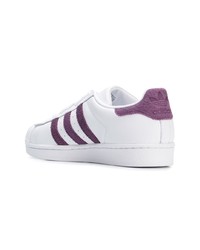 Женские белые кожаные низкие кеды от adidas