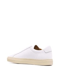 Мужские белые кожаные низкие кеды от Common Projects