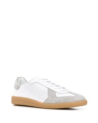 Мужские белые кожаные низкие кеды от Scarosso