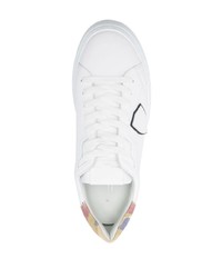 Мужские белые кожаные низкие кеды от Philippe Model Paris