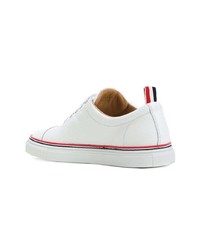 Женские белые кожаные низкие кеды от Thom Browne