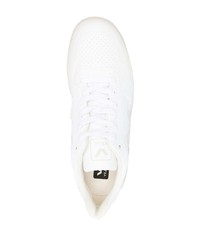 Мужские белые кожаные низкие кеды от Veja