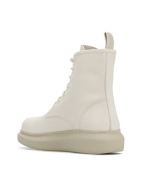 Мужские белые кожаные повседневные ботинки от Alexander McQueen