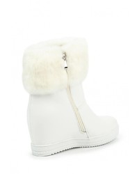 Белые кожаные полусапоги от Donna Moda