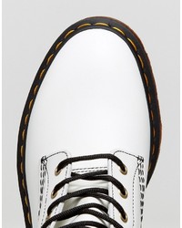 Мужские белые кожаные рабочие ботинки от Dr. Martens