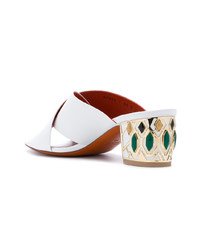 Белые кожаные сабо с украшением от Santoni