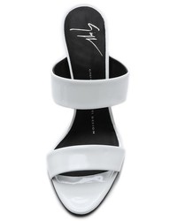 Белые кожаные сабо от Giuseppe Zanotti