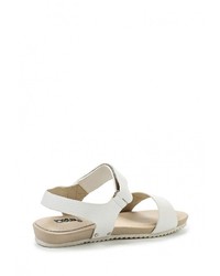 Белые кожаные сандалии на плоской подошве от Betsy