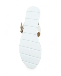 Белые кожаные сандалии на плоской подошве от Betsy