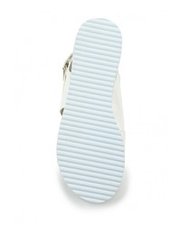 Белые кожаные сандалии на плоской подошве от Dino Ricci Select