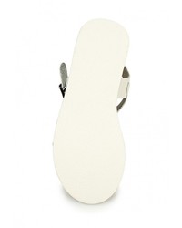 Белые кожаные сандалии на плоской подошве от Instreet